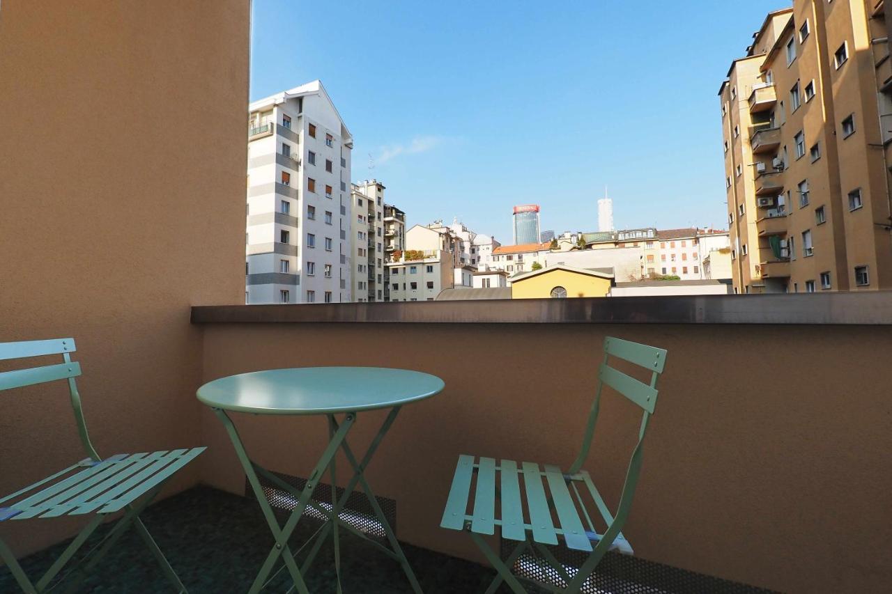 Mba24 Charming Suite Close To Metro Fieracitylife Mailand Exterior foto