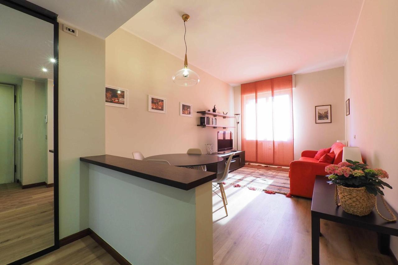 Mba24 Charming Suite Close To Metro Fieracitylife Mailand Exterior foto